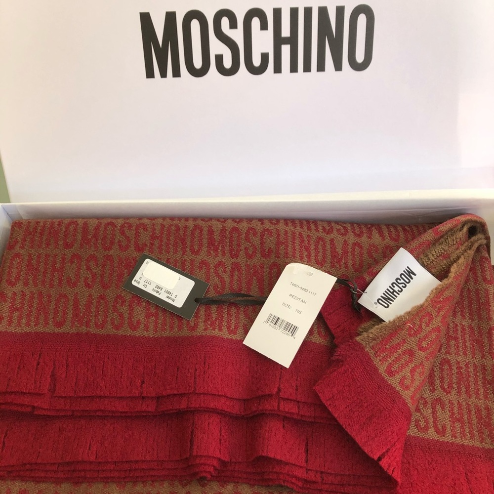 NWT Moschino Italian Wool Throw Blanket (Tan/Red)